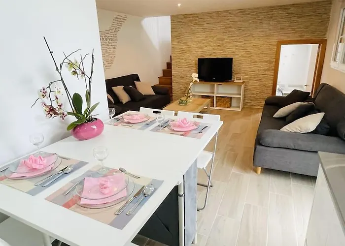 Apartman La Casita De La Pared *