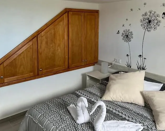 La Casita De La Pared Apartment